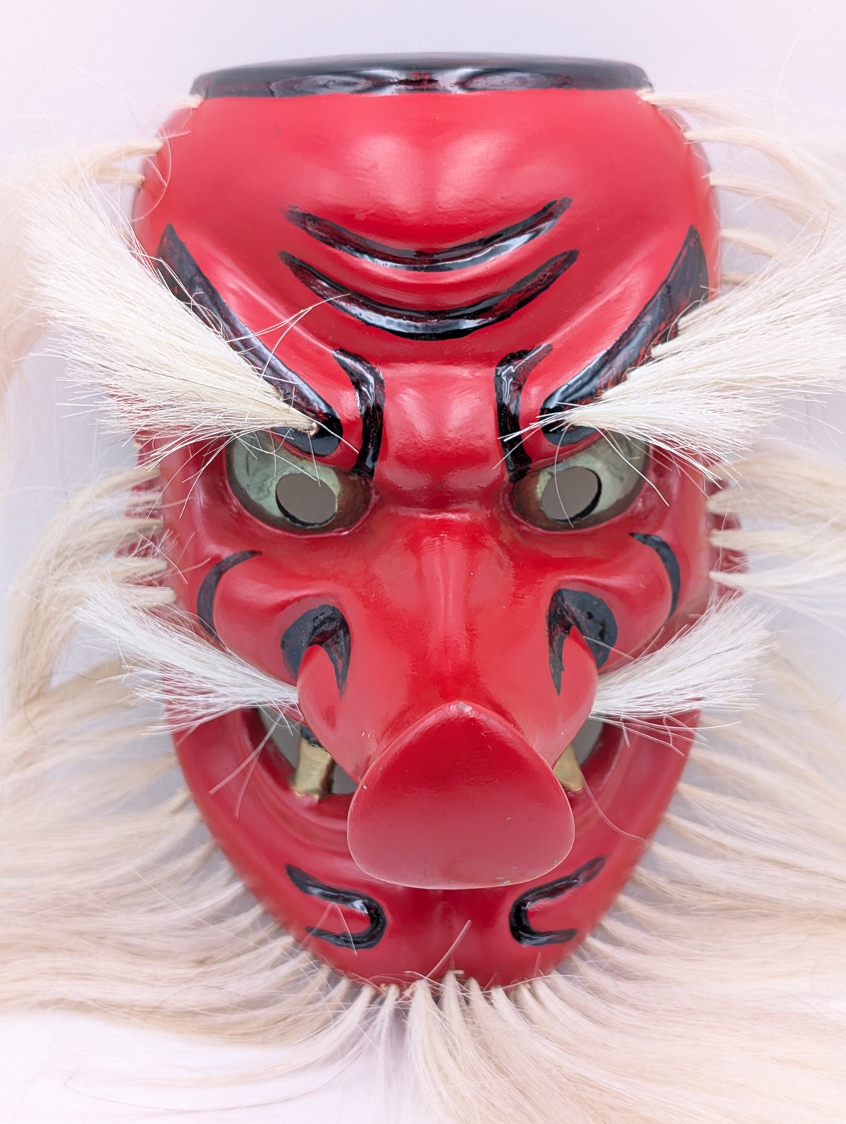 Maschera in legno Tengu