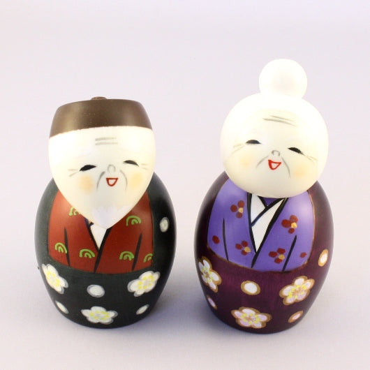 Kokeshi Tomoshiraga